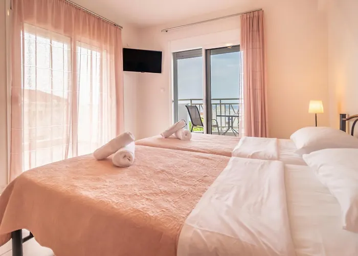 Properstay 107 - Sea View *