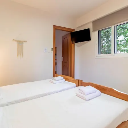 Properstay 107 - Villa Sea View Polychrono *