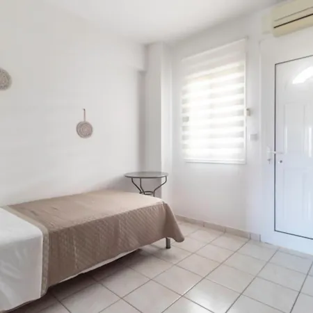 Properstay 107 - Sea View Polychrono